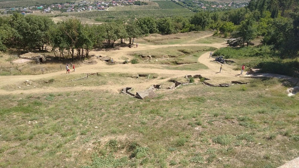 Диорама освобождения Севастополя на Сапун горе.jpg